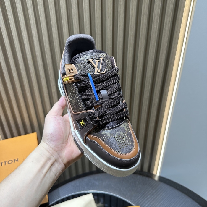LOVT SNEAKER lv-702