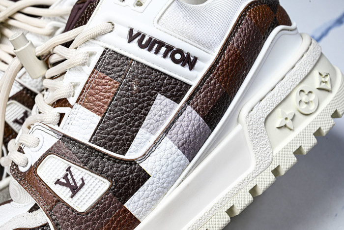 LOVT SNEAKER lv-692