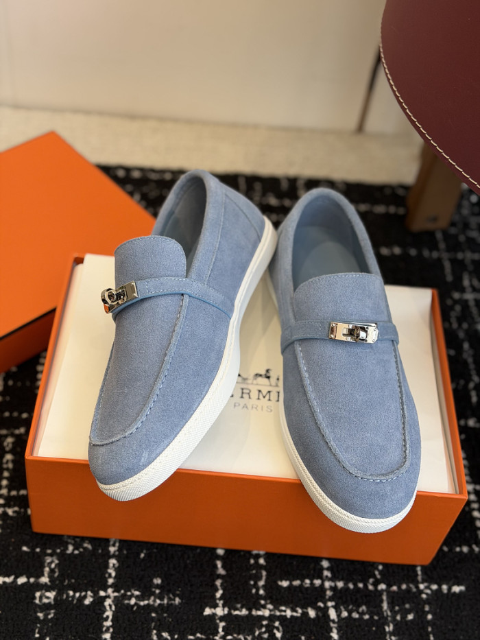 HER SHOES HM-56