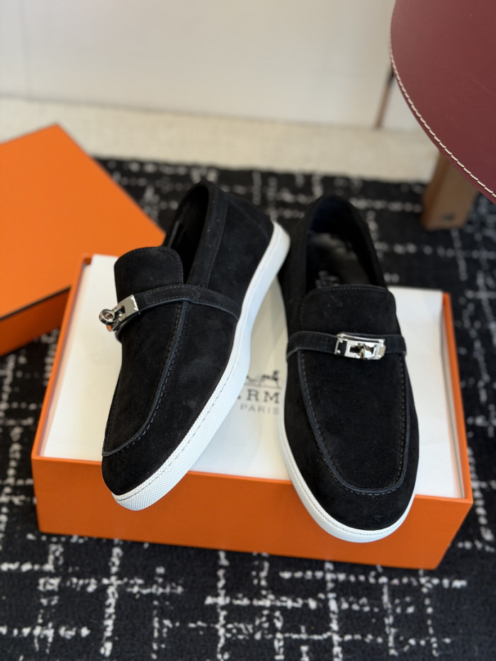 HER SHOES HM-61