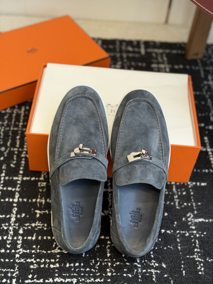 HER SHOES HM-64