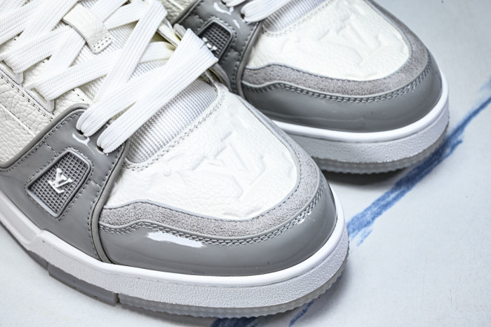 LOVT SNEAKER lv-697