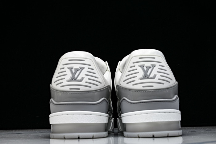 LOVT SNEAKER lv-697