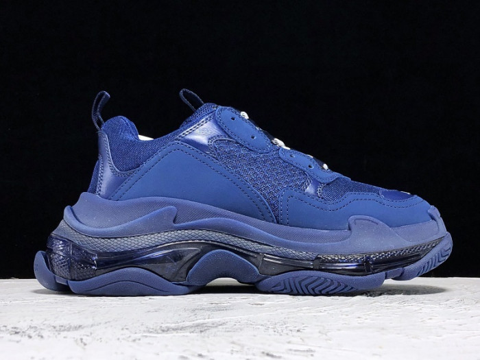 bl triple s