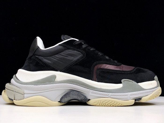 bl triple s