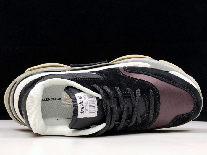 bl triple s
