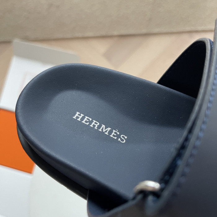 HER Slides 2405224 (dark blue)