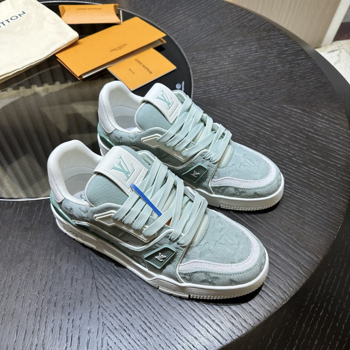 LOVT SNEAKER lv-682