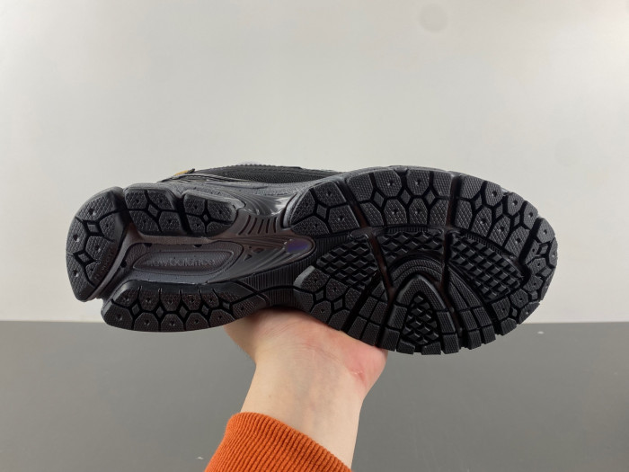 New Balance 1906R M1906ROC