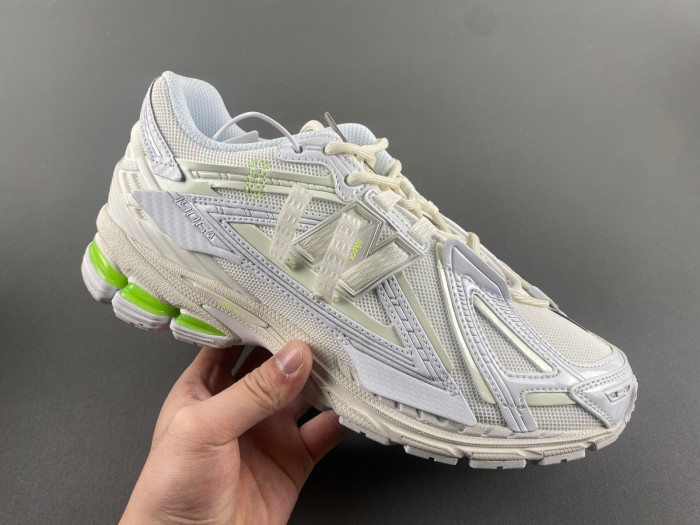 New Balance U1906AE