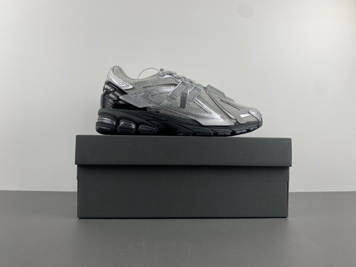 New Balance U1906AAF