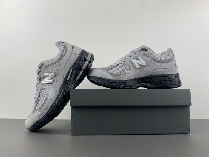 New Balance 2002R M2002RC1