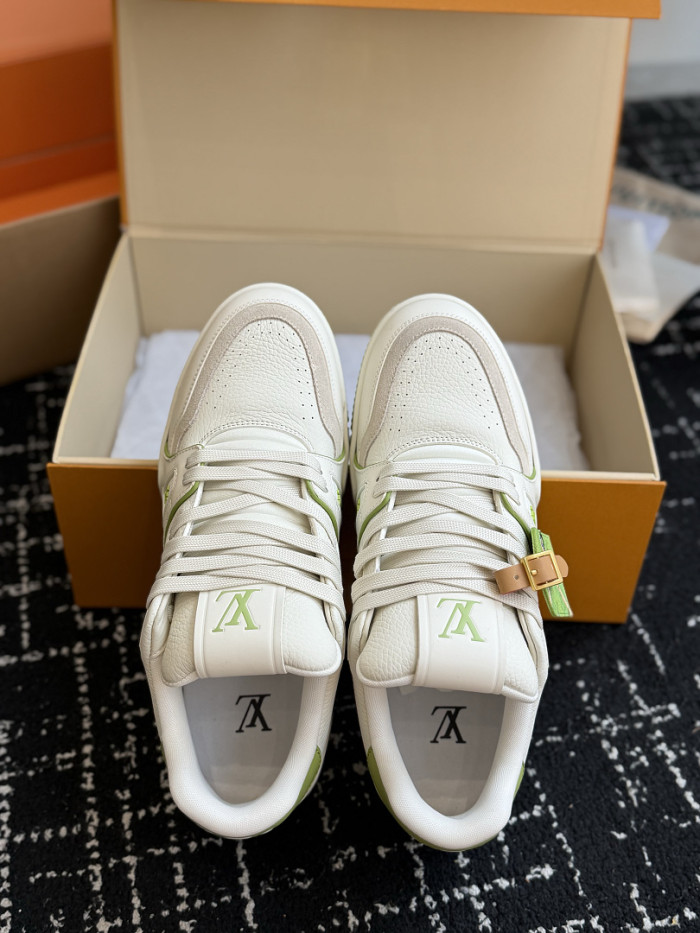 LOVT SNEAKER lv-701