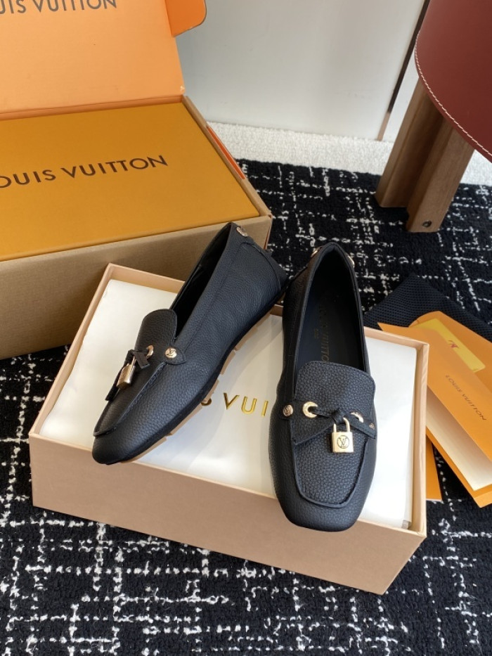 LOVT SNEAKER lv-384