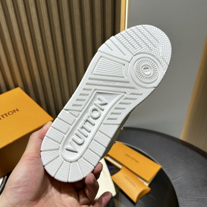 LOVT SNEAKER lv-313