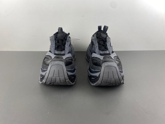 Ba1en*iaga Platform Reduced Dark Gray WPLTF 1011
