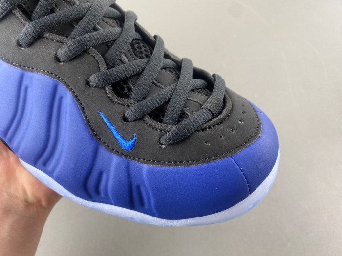 Nike Air Foamposite “Deep Royal” HJ5195-400