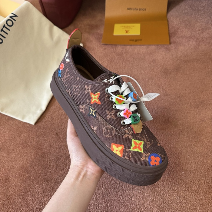 LOVT SNEAKER lv-752