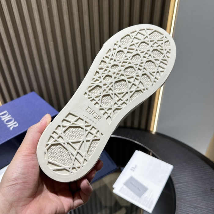 DR B33 LOW-TOP SNEAKERS DR-112