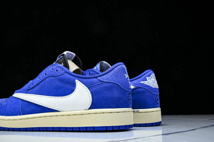 Travis Scott x Air Jordan 1 Low OG DM7866-400
