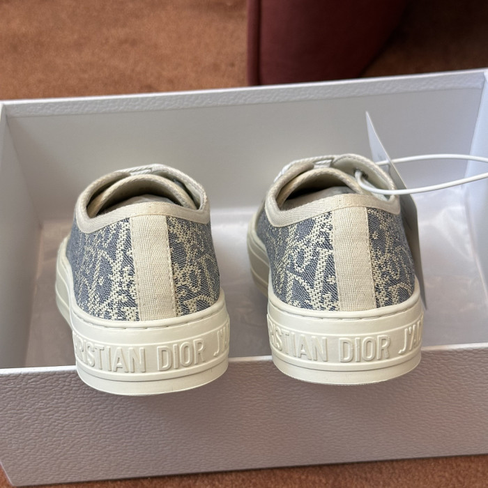 DR LOW-TOP SNEAKERS DR-243