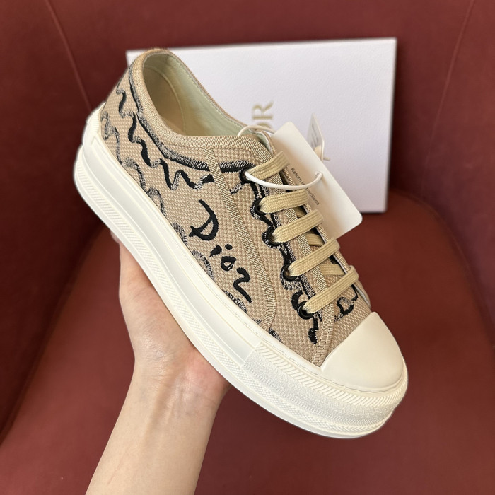 DR LOW-TOP SNEAKERS DR-245