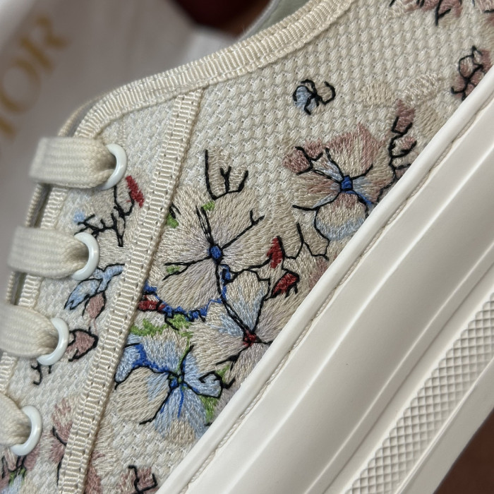 DR LOW-TOP SNEAKERS DR-246