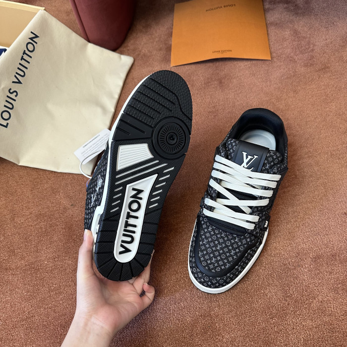 LOVT SNEAKER lv-759